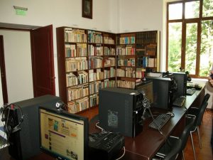 Interior din Biblioteca Publica ”Alexandru Iliescu”